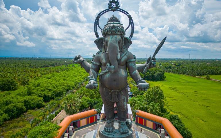 ख्लोंग खुआन गणेश इंटरनॅशनल पार्क, थायलंड मुखपृष्ठ छायाचित्र