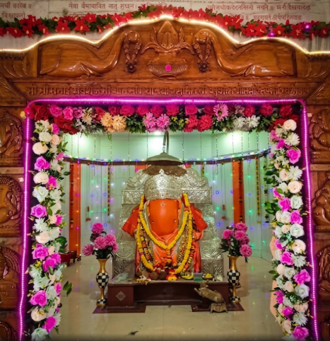 वसिष्ठ ऋषींनी स्थापन केलेला केळझरचा श्री वरद विनायक मुखपृष्ठ छायाचित्र